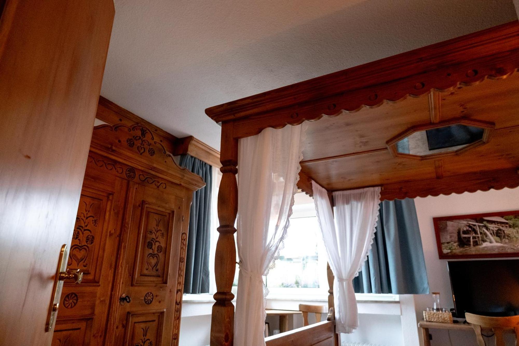 Hotel Zum See, Titisee Exterior foto