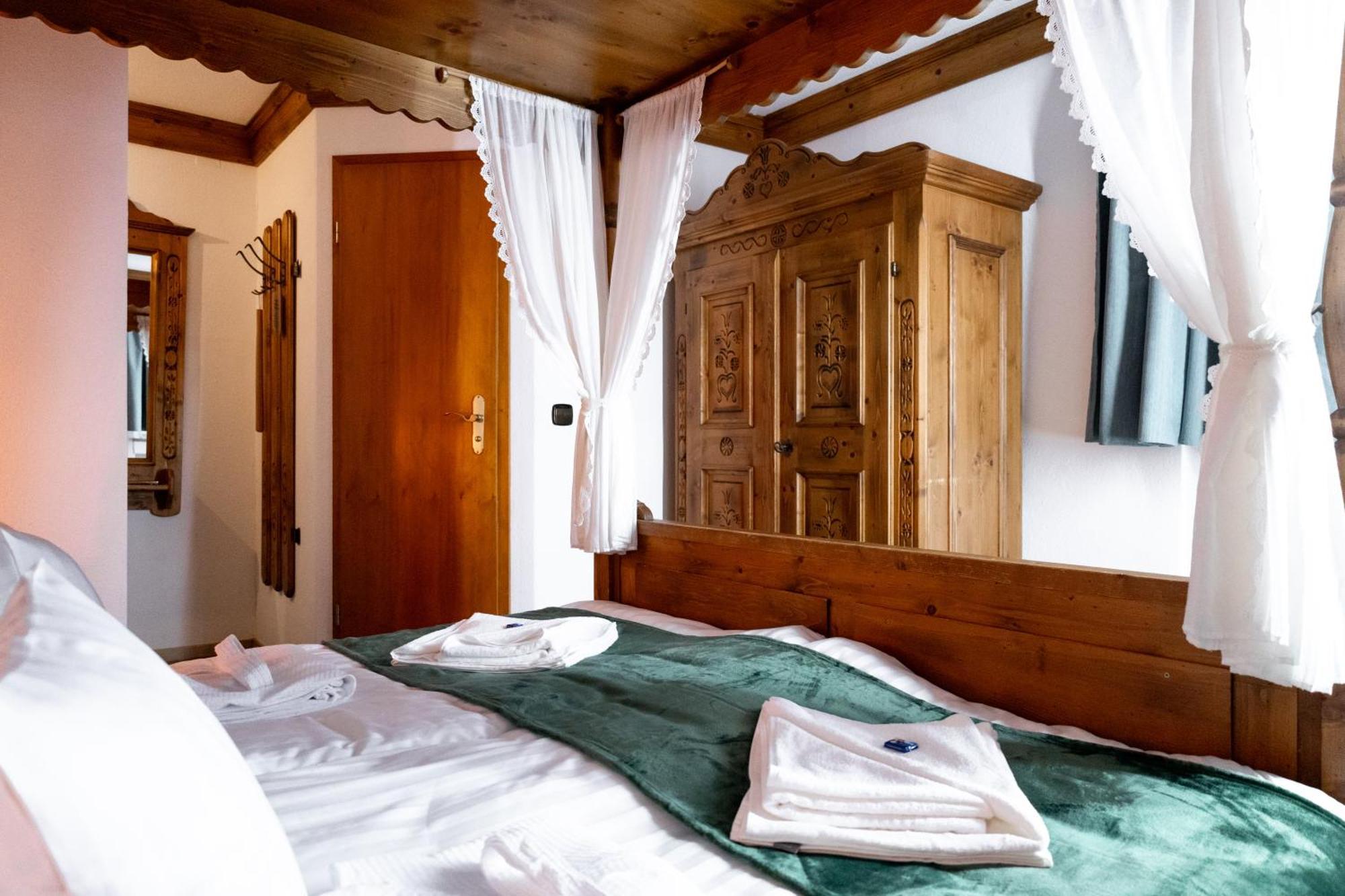 Hotel Zum See, Titisee Exterior foto
