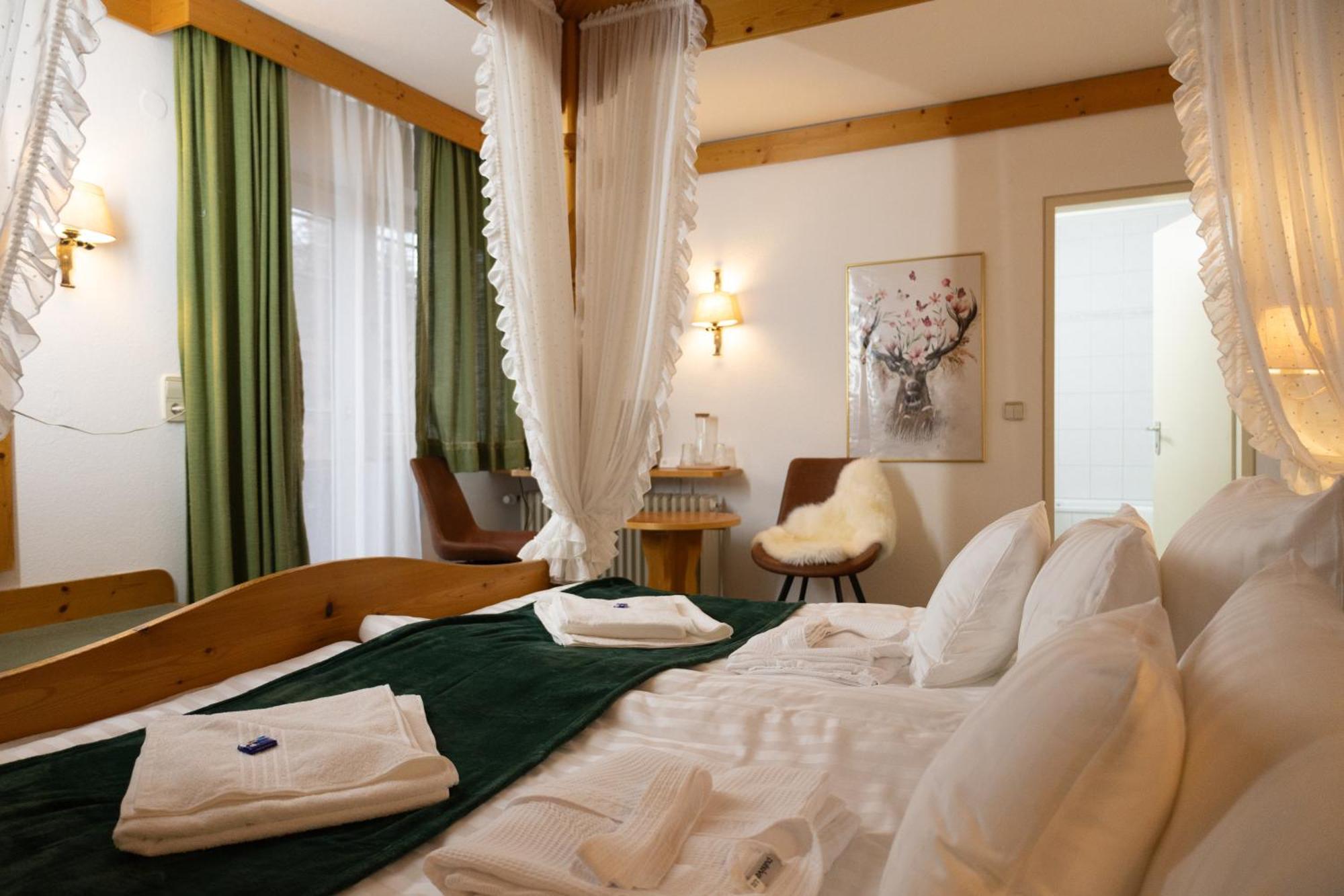 Hotel Zum See, Titisee Exterior foto