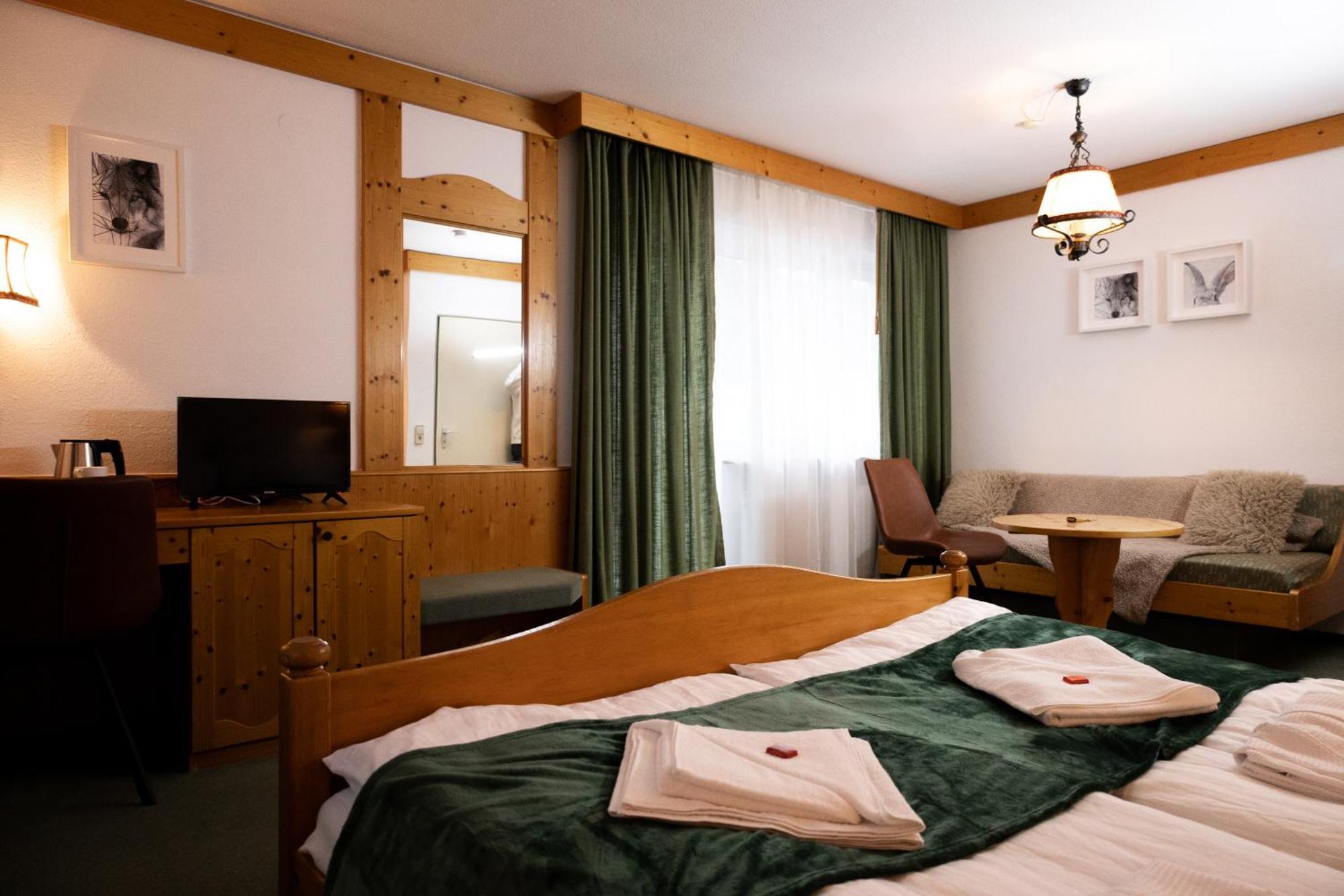 Hotel Zum See, Titisee Exterior foto