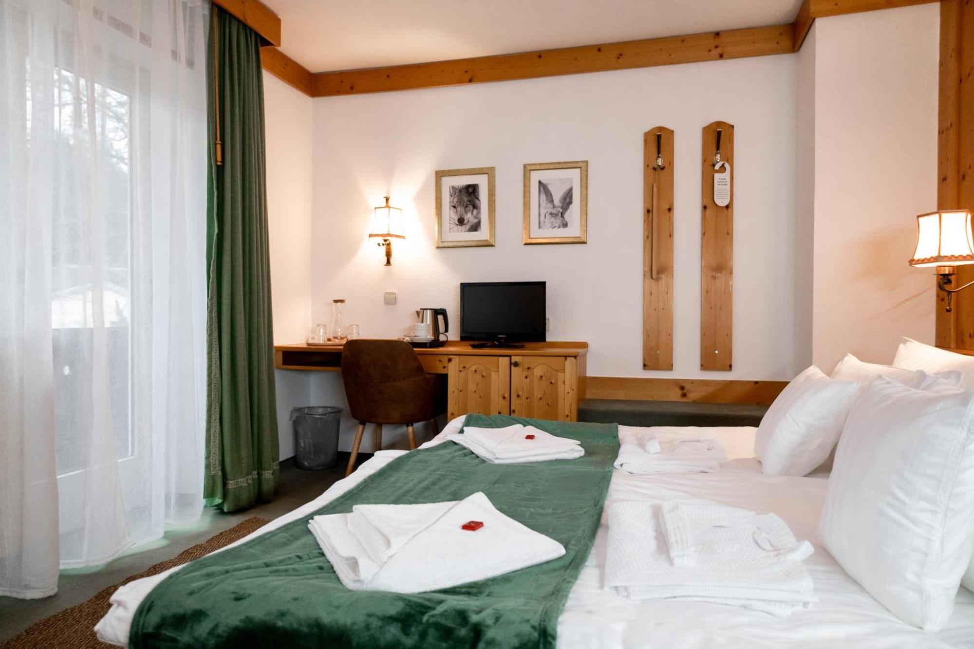 Hotel Zum See, Titisee Exterior foto